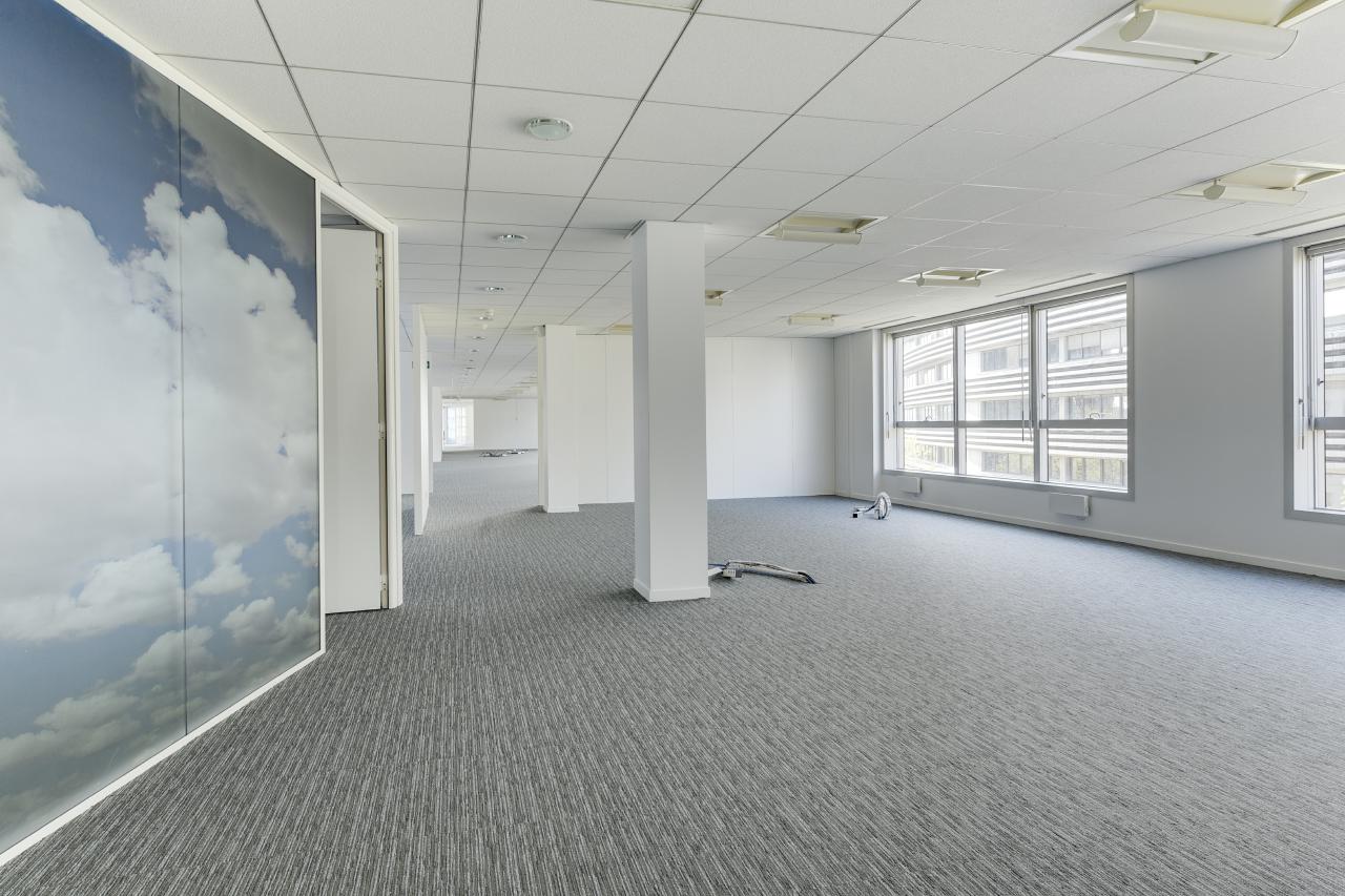 Bureau Saint-Denis 3392m² Location bureau Saint-Denis Seine-Saint-Denis OLBUR2107033 3